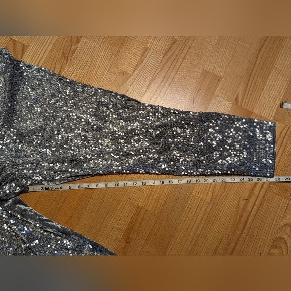 Midnight Velvet NWOT Lucinda Gray Silver Sequin Pull-on Leggings Pants - Picture 11 of 13